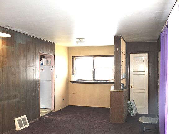 3rd image of 1665 McKay St