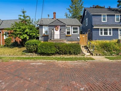 17607 Brazil Rd, Cleveland, OH, 44119