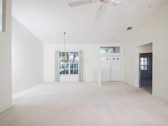 3rd image of 6709 Deering Cir