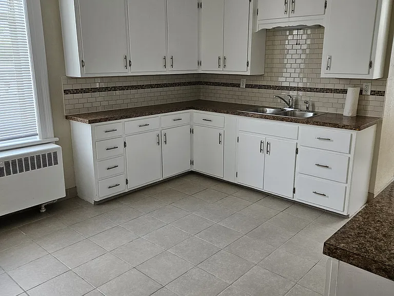 110 S Fond Du Lac Ave #5 — Photo 8