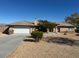 9281 Jacaranda Ave, Hesperia, CA 92345