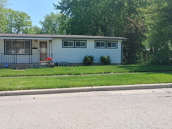 2nd image of 320 Ballentine Ave