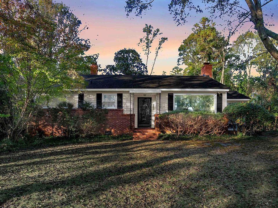 1st image of 260 E Park Dr
