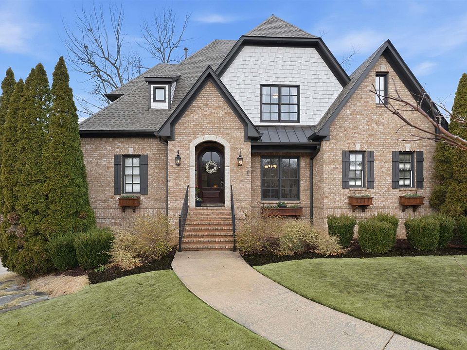 1st image of 1037 Parkwood Rd