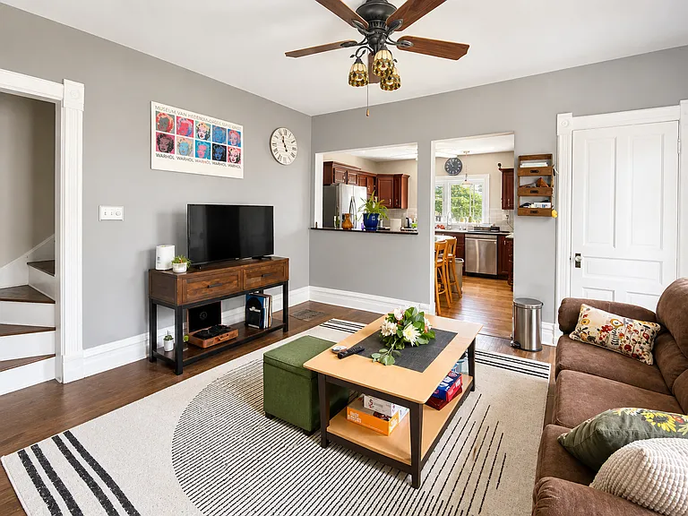 1747 S Cora St — Photo 3