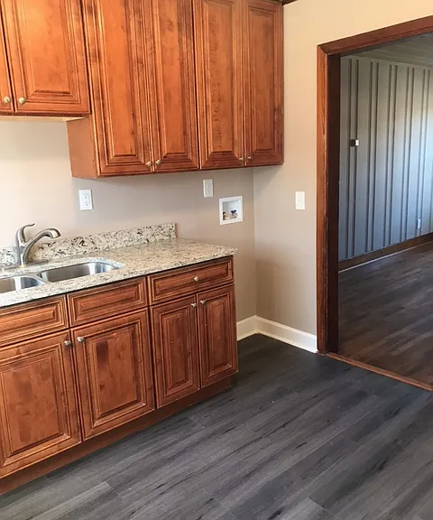 52 S Zack Hinton Pkwy #2 — Photo 2