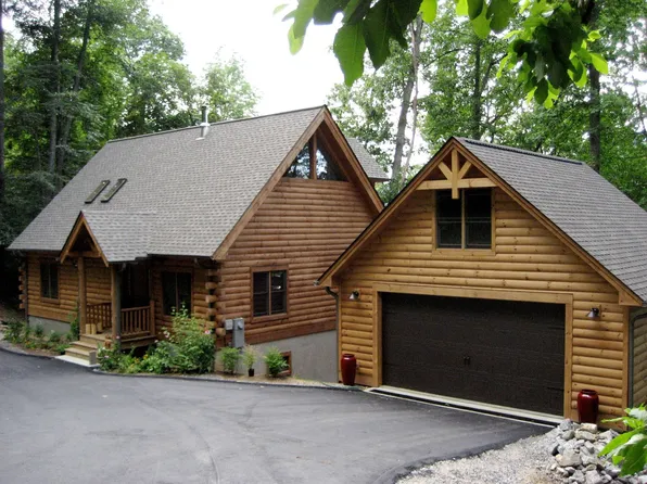 772 Henry Dingus Way, Maggie Valley, NC 28751