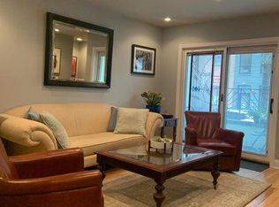 1105 South St APT B, Philadelphia, PA 19147