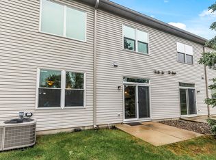 16908 39th Ave N, Plymouth, MN 55446