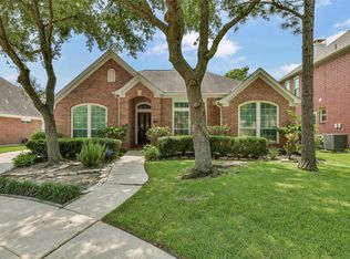 3006 Autumn Hills Ct, Friendswood, TX 77546