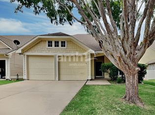 210 Hilltop Dr, Anna, TX 75409