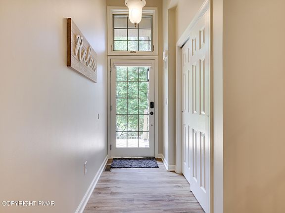 4th image of 9 Wildbriar Ct
