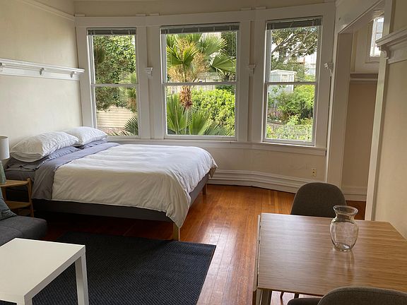 Note: This apt. does not come furnished