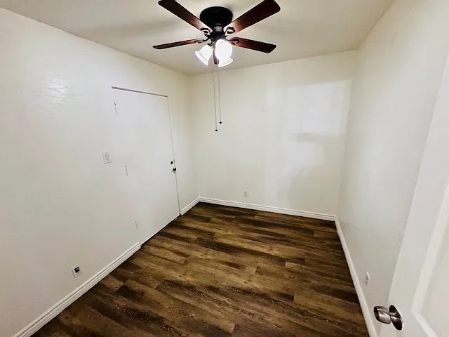 Bellflower Apartments — Photo 11