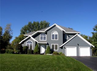 4687 Fairbanks Dr, Syracuse, NY 13215