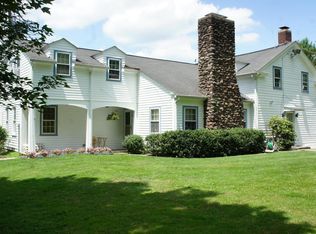 23 Golf Course Rd, Dallas, PA 18612