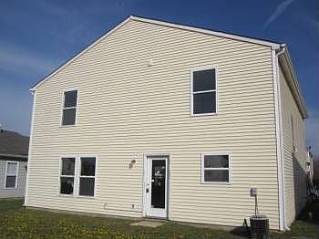 2nd image of 1417 Alonzo Pl