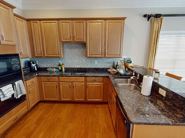 1737 Lela Ave — Photo 8