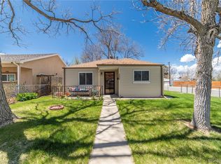 2099 Geneva St, Aurora, CO 80010