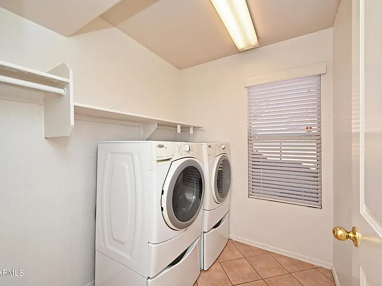 5730 E Gelding Dr — Photo 20