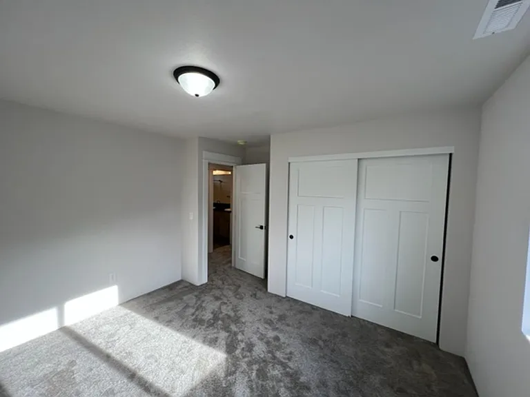 551 Nicholas Lee Dr — Photo 23