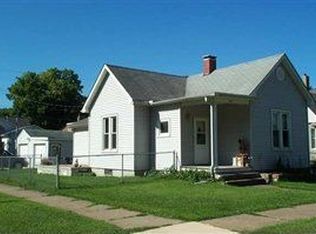 1232 Royal Ave, Pekin, IL 61554