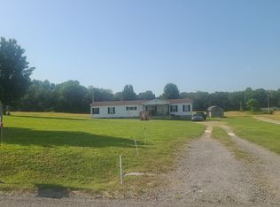 581 Willis Martin Rd, Cookeville, TN 38501