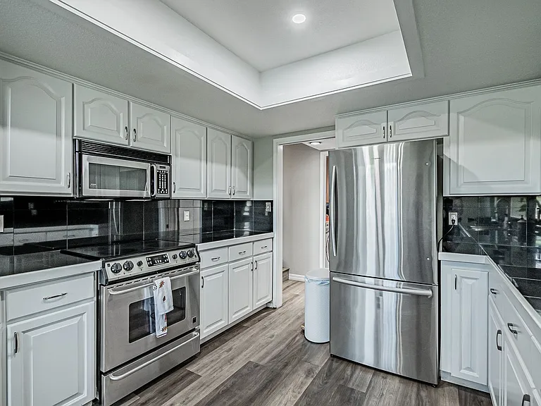 9866 E Maplewood Cir — Photo 3