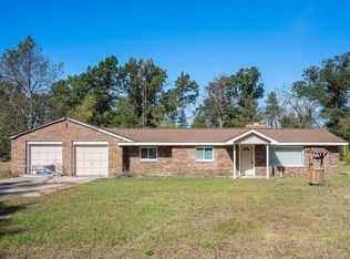 521 Ann St, Harrison, MI 48625