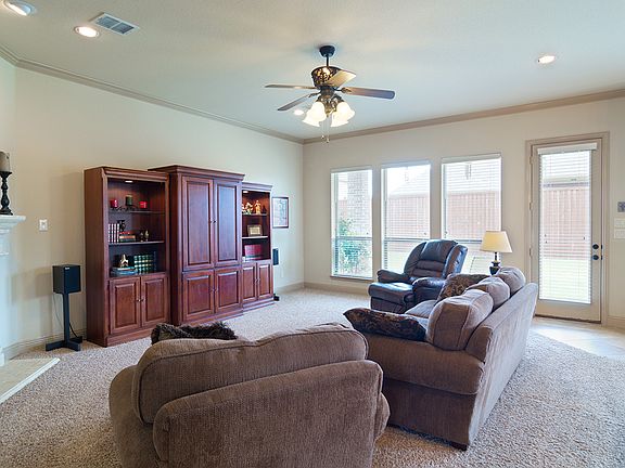 5th image of 2215 Fair Parke Ln