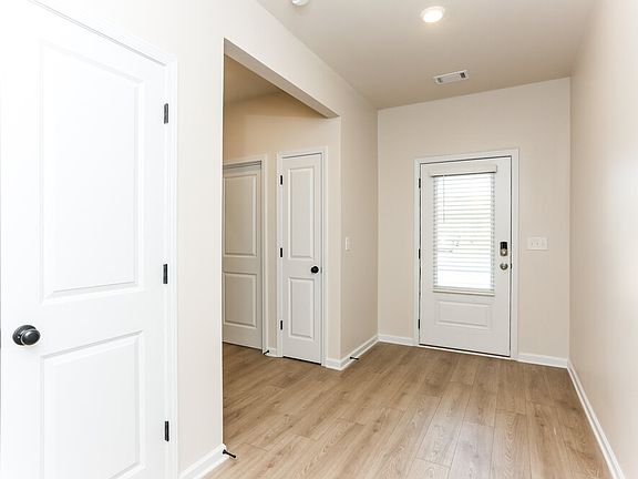 3rd image of 135 Egret Ct