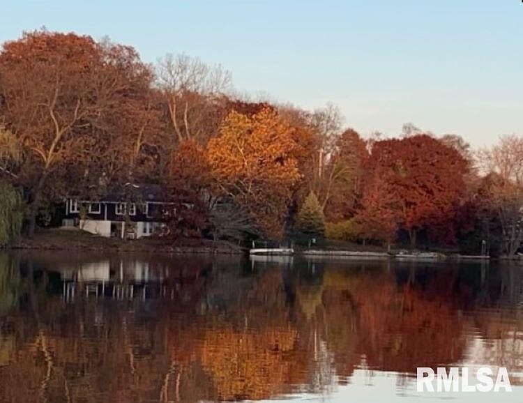 1st image of 432 W Point Dr