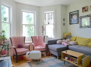 10 Grovenor Rd #3, Jamaica Plain, MA 02130