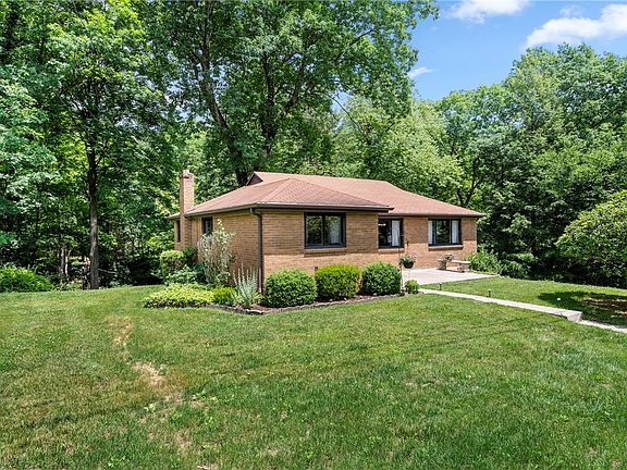 2nd image of 2519 Royalview Dr
