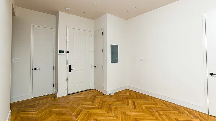 Rented by Nooklyn NYC LLC | media 20