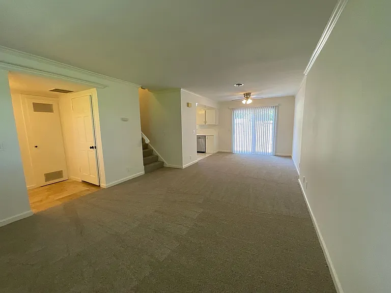 19754 Kingswood Ln — Photo 3
