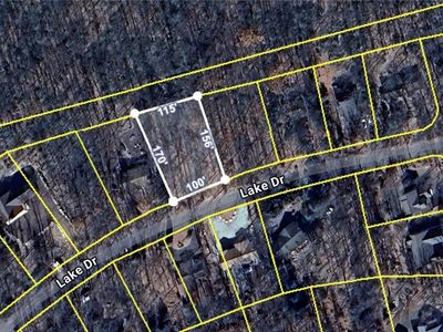 Lake Dr, Nesquehoning, PA, 18240