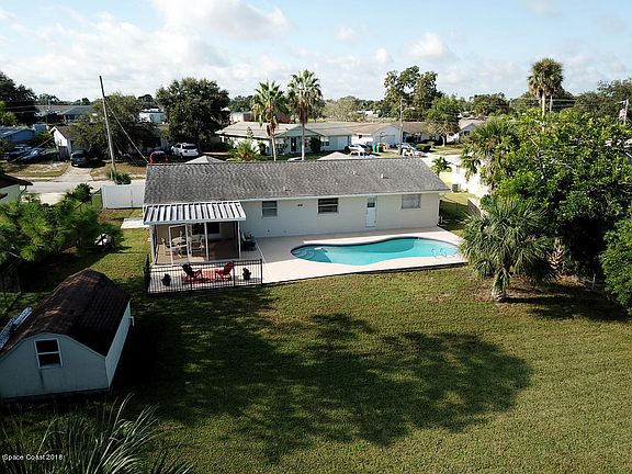 3rd image of 1539 Lime Dr