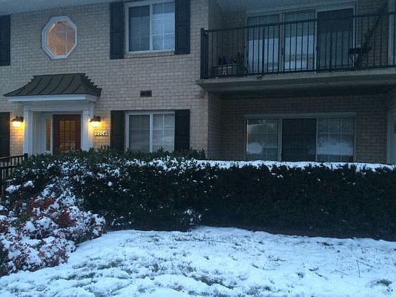 2nd image of 9904 Fairfax Sq APT 161