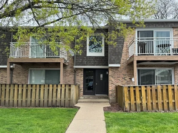 1802 Plum Grove Rd APT 1D, Rolling Meadows, IL 60008