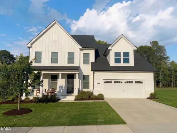 531 Glenville Lake Dr, Fuquay Varina, NC 27526