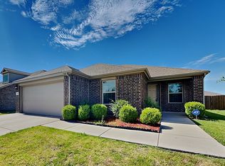 407 Plum Dr, Nevada, TX 75173