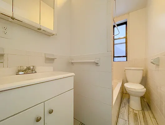 Rented by (Legacy) NY Quality Living Uptown | media 4