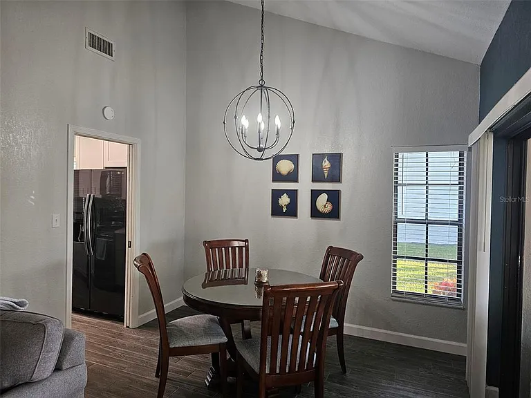 4522 La Jolla Dr — Photo 10