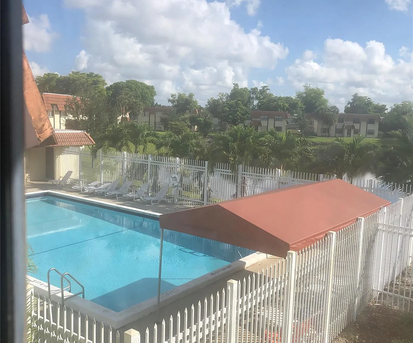 2 bed, 2.0 bath, 754 sqft, $2,000 — Photo 2