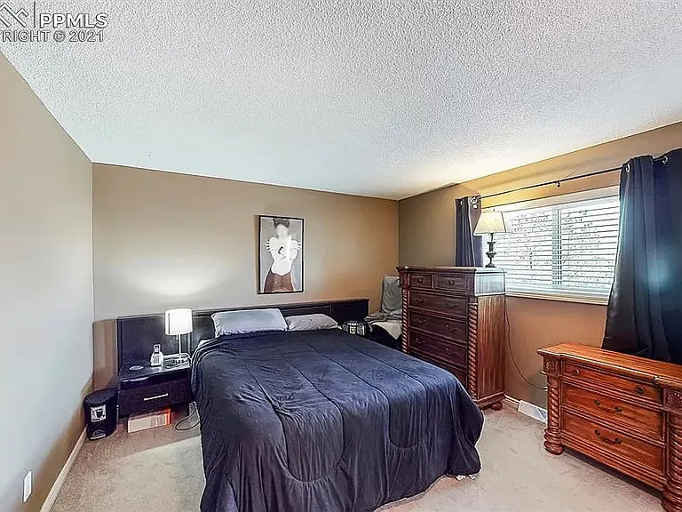 4636 El Camino Dr — Photo 6