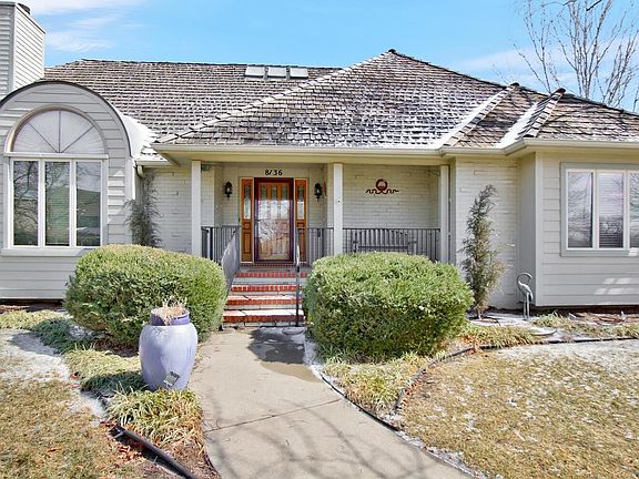4th image of 8136 E Greenbriar Ct