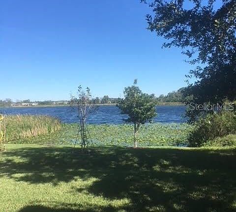 5th image of 6691 Cherry Grove Cir