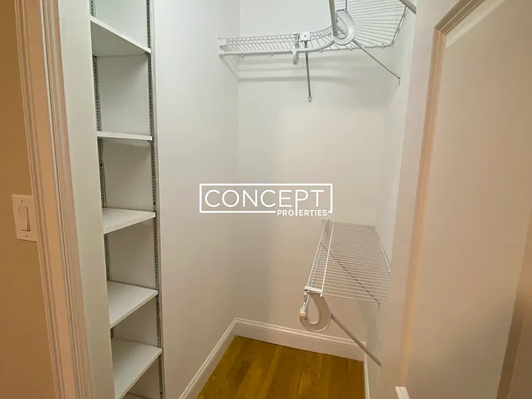 33 Longwood Ave — Photo 12