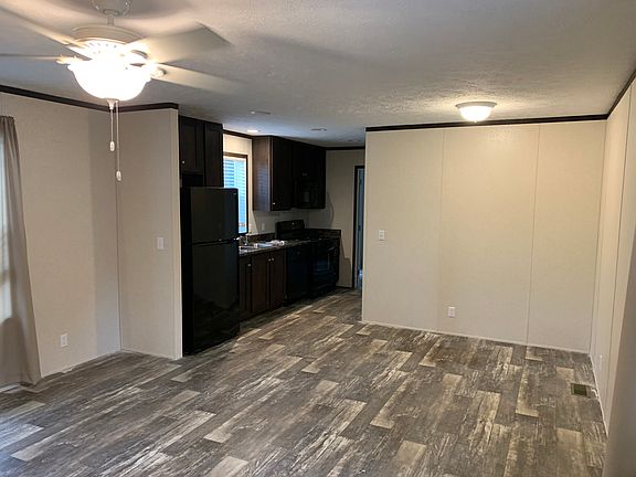 3rd image of 47 Bluebird Hill Dr #187